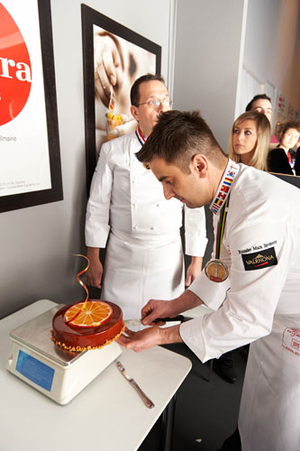 8800-CMP 2013-pesée des entremets devant huissier